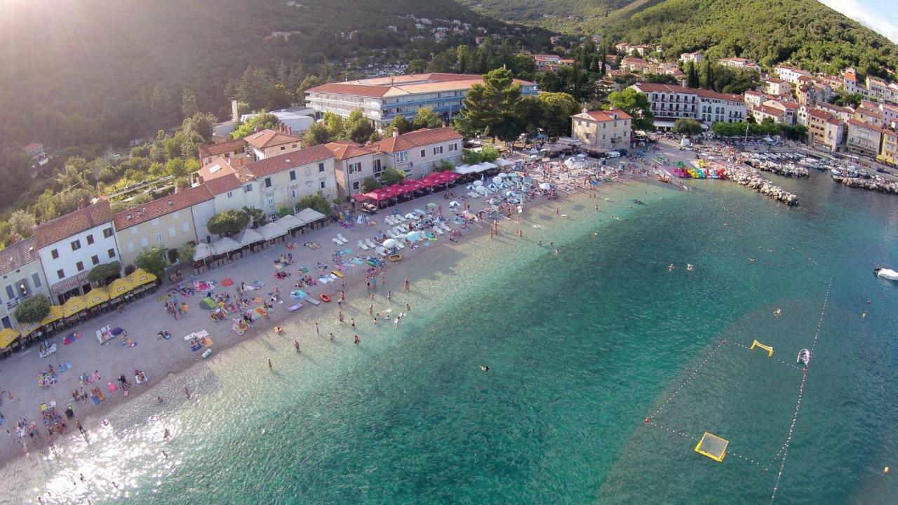 Apartmani Sandra Rovini Moscenice Εξωτερικό φωτογραφία